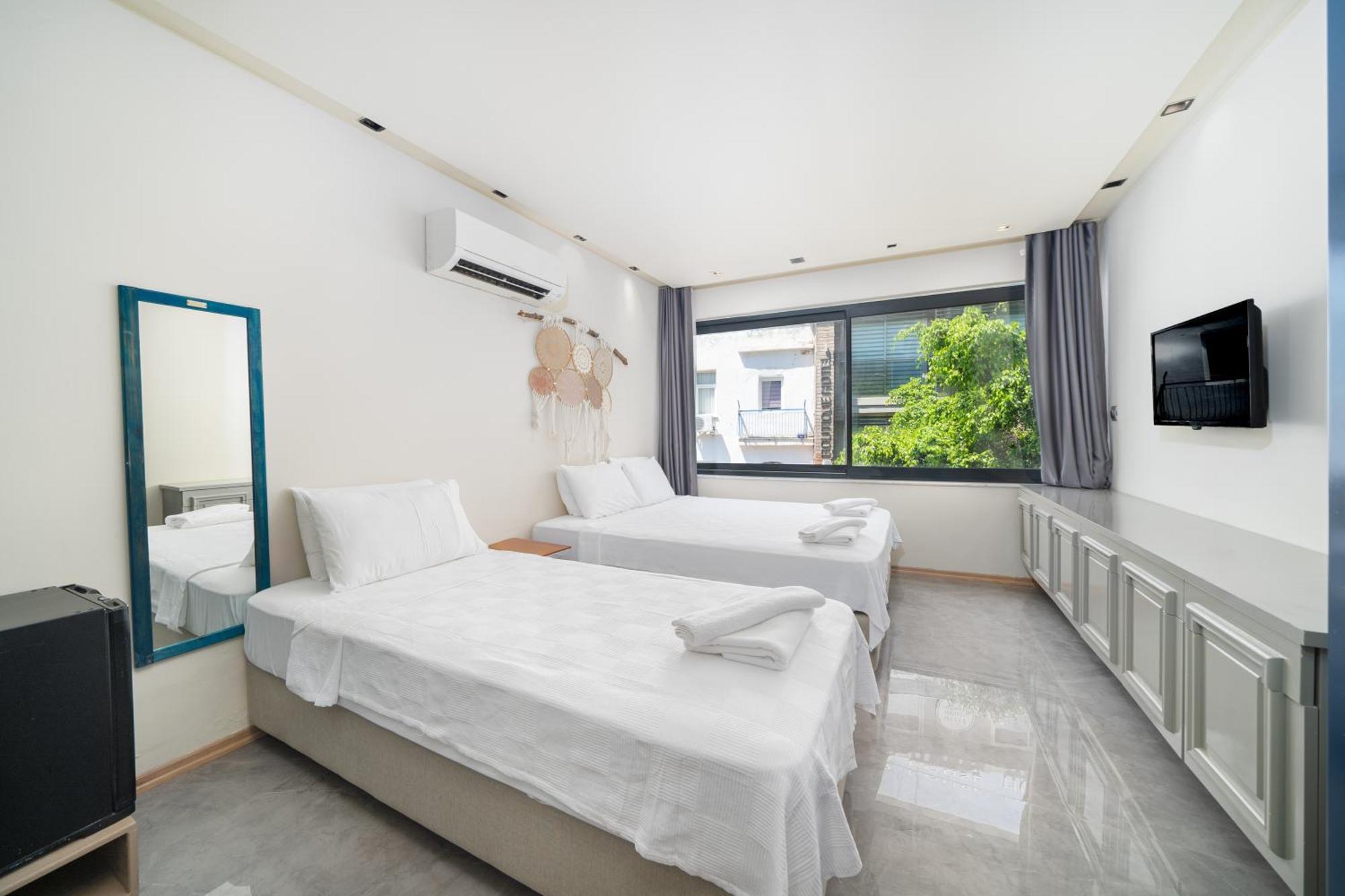 Vera Hotel Kaş Buitenkant foto